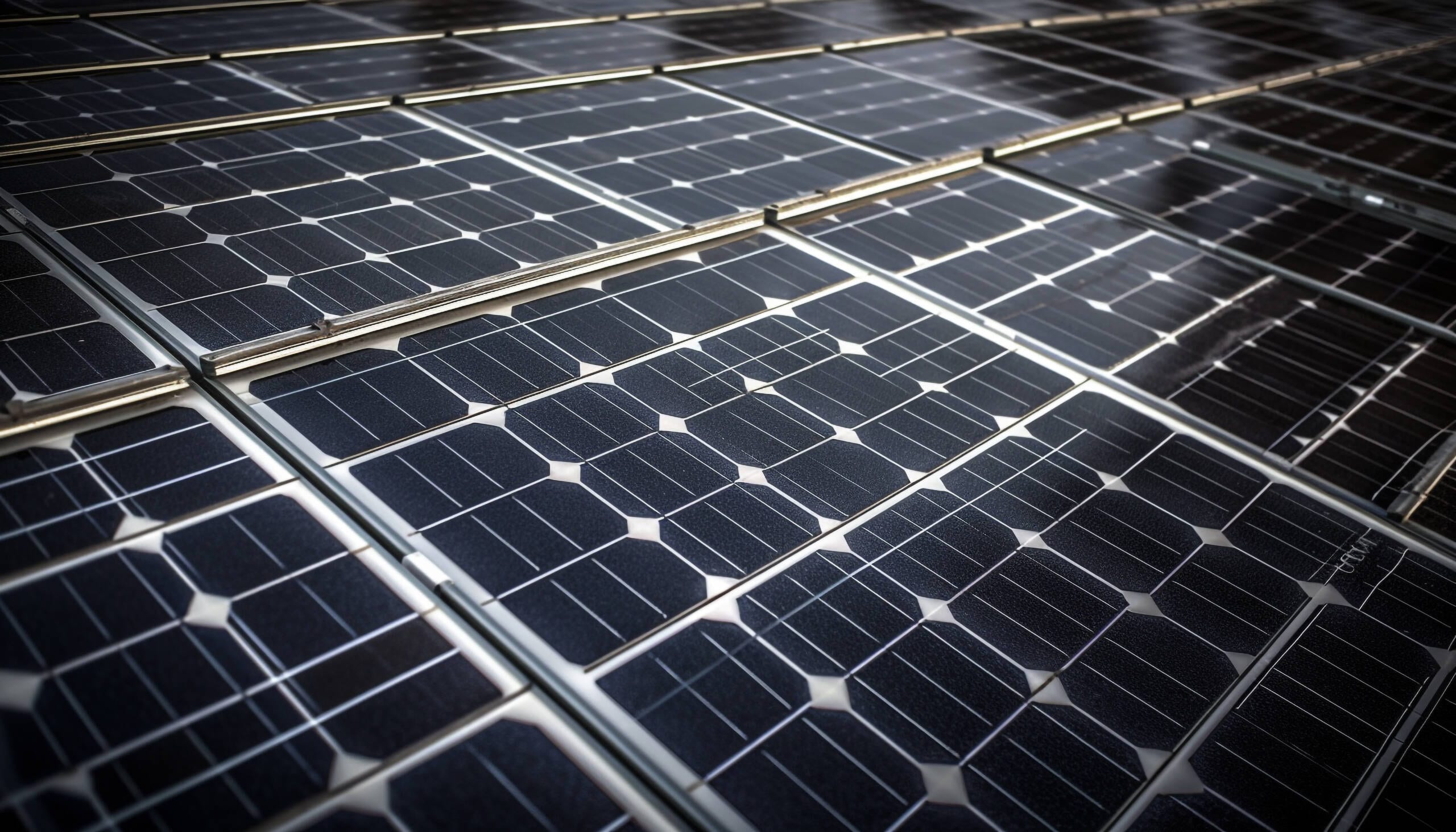 EU nema nameru da ograniči uvoz solarnih panela iz Kine