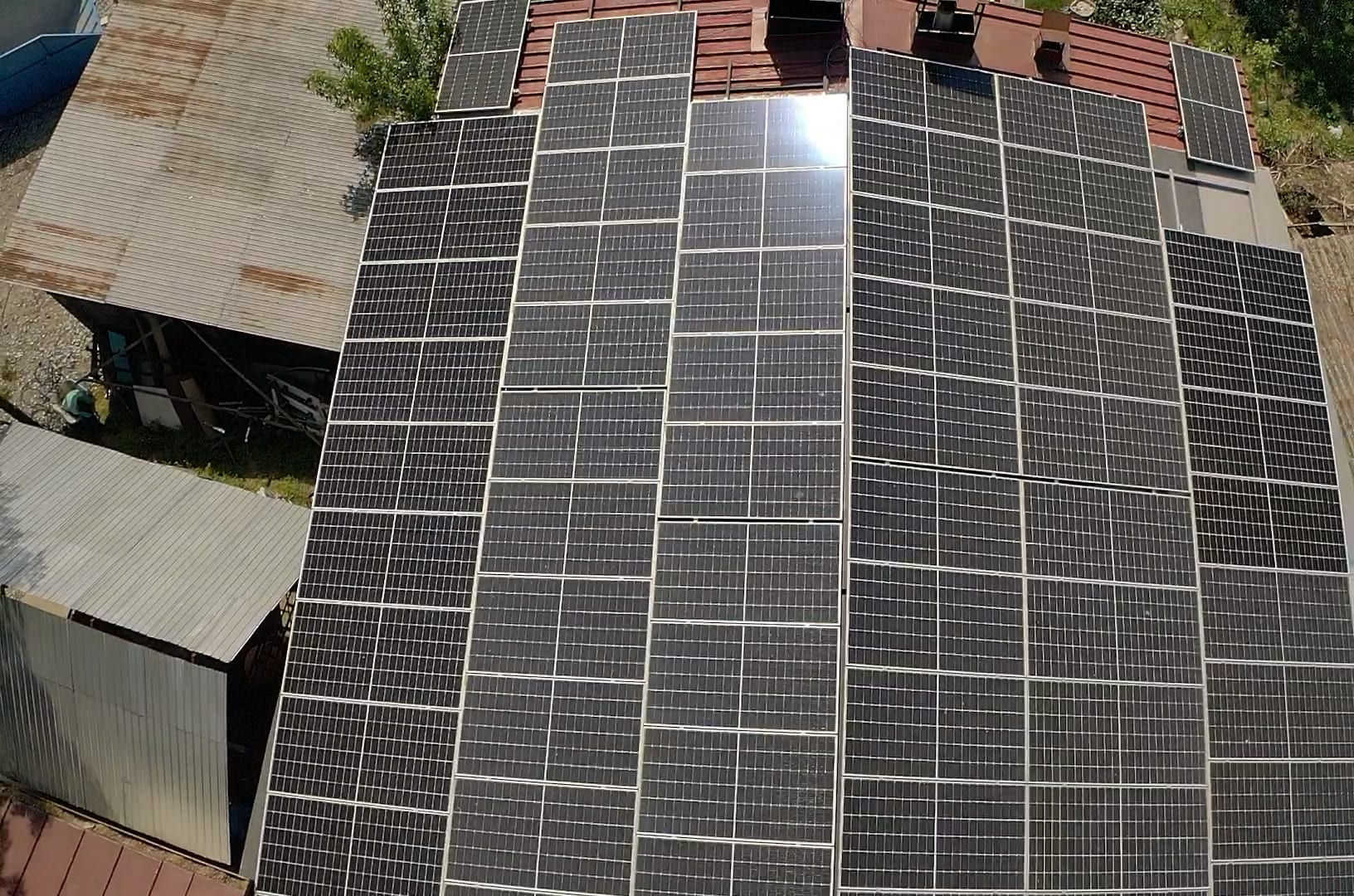 Restoran Ružo rumena, solarna elektrana 30 kW