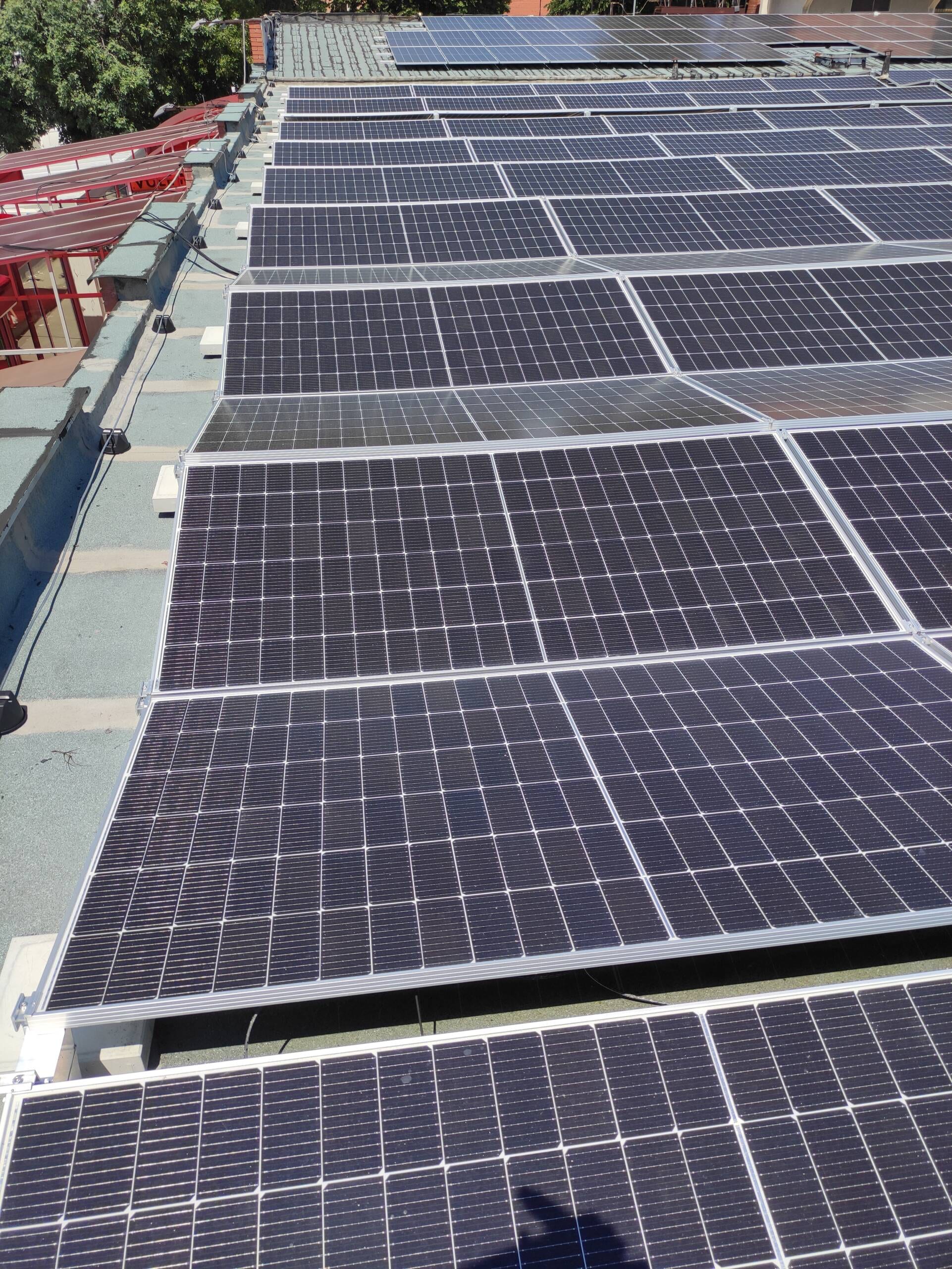 Vule Market, solarna elektrana 100 kW