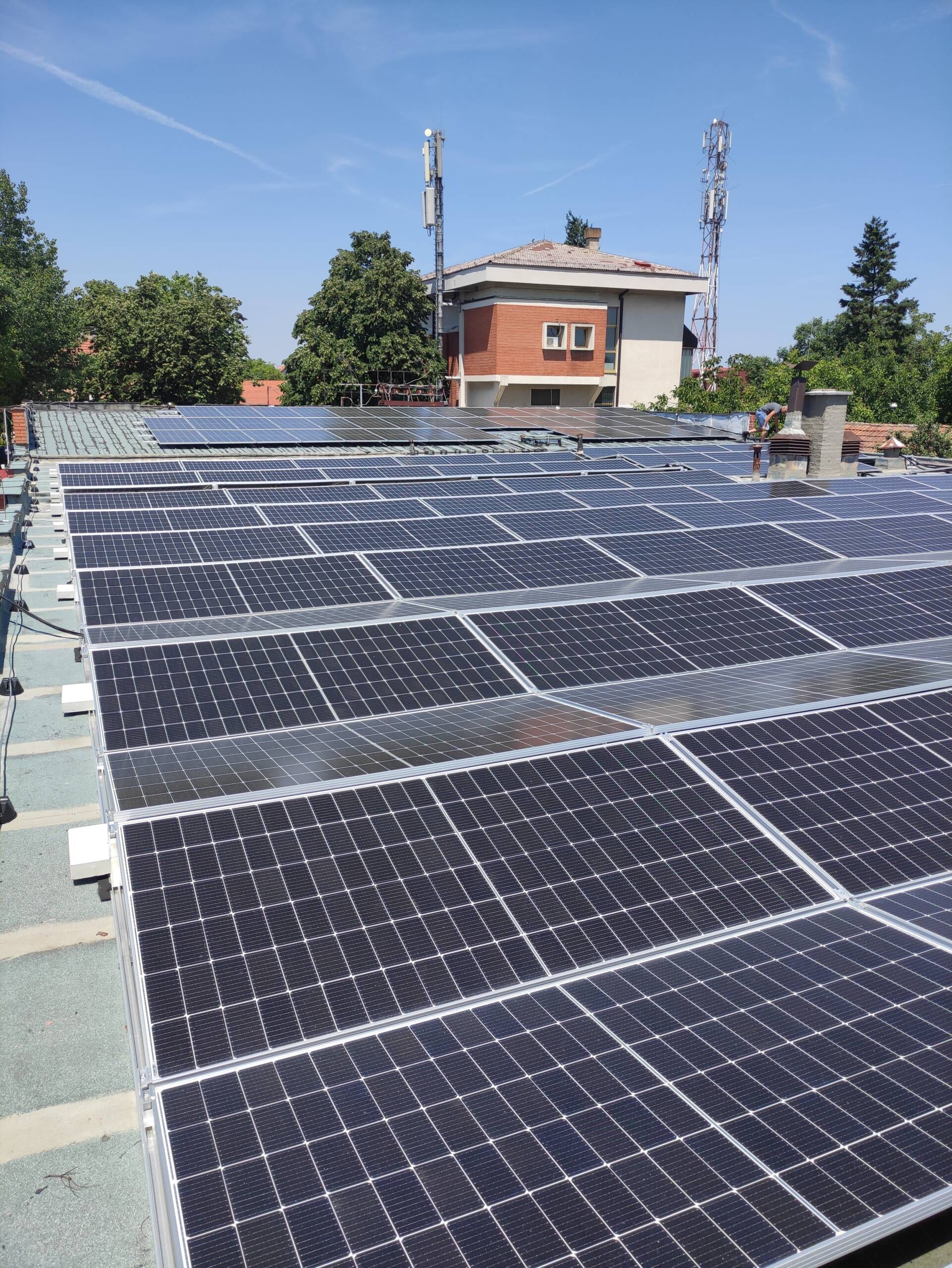 Vule Market, solarna elektrana 100 kW