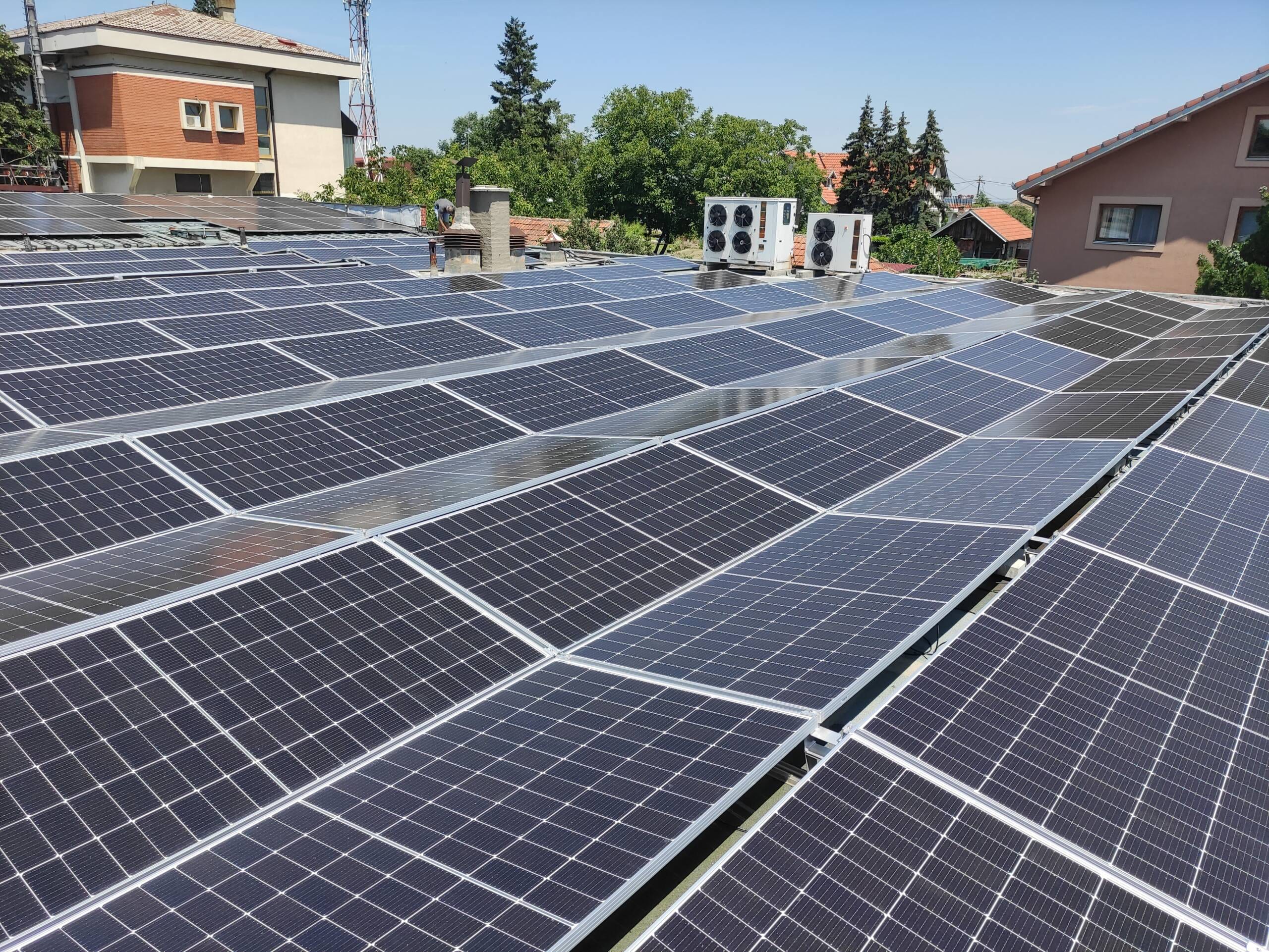 Vule Market, solarna elektrana 100 kW