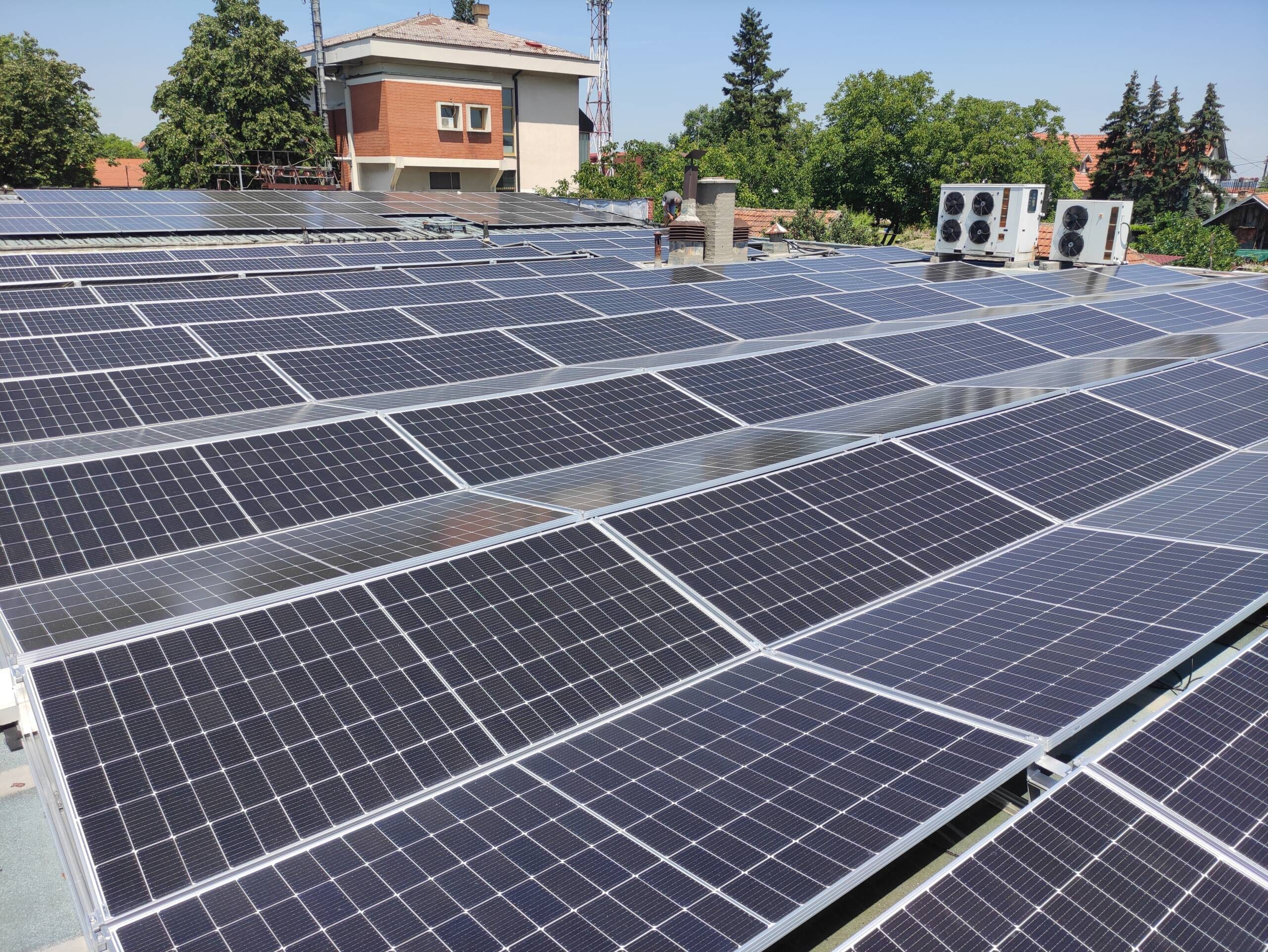 Vule Market, solarna elektrana 100 kW