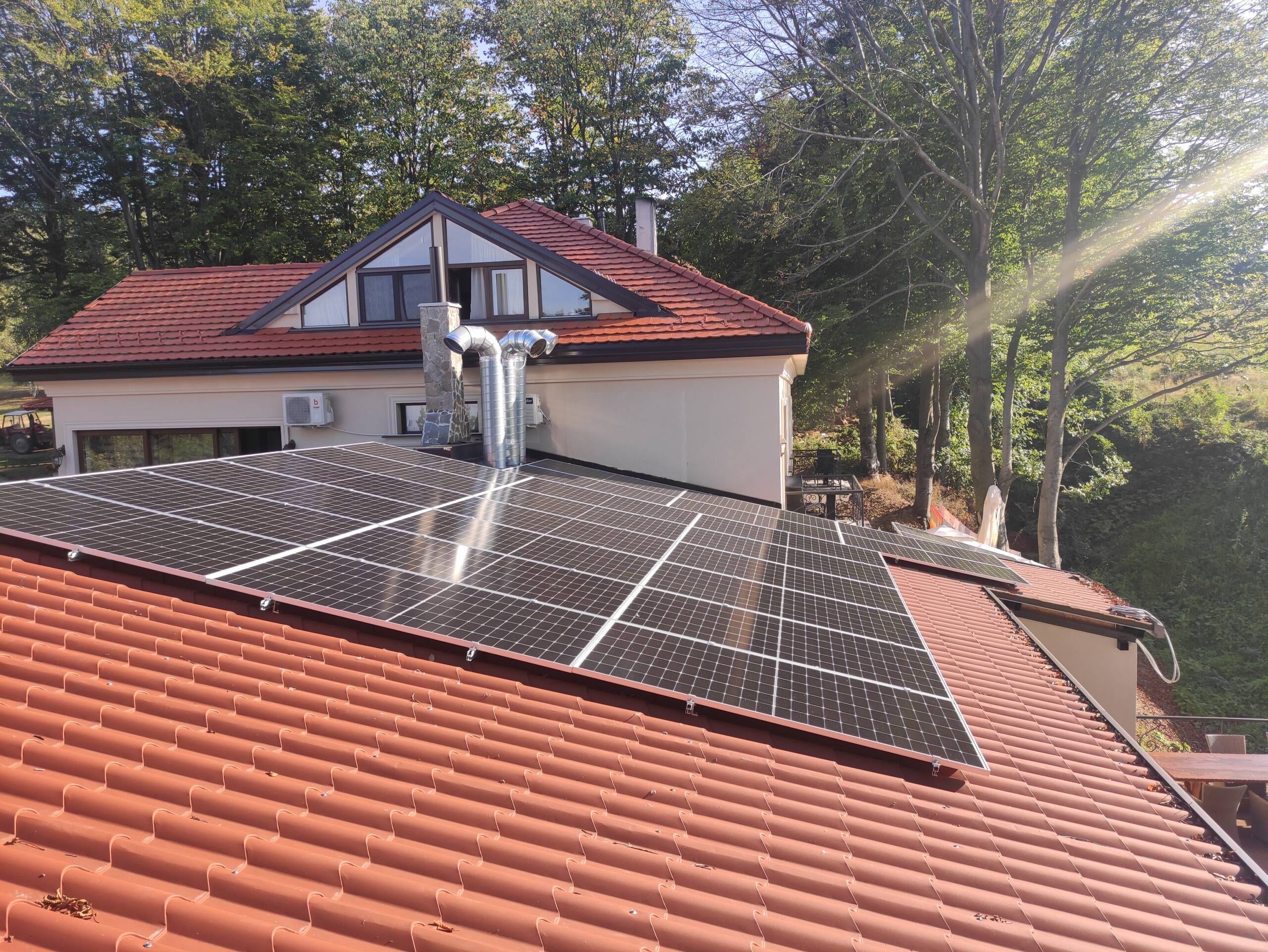Rajački konaci, solarna elektrana 16 kW