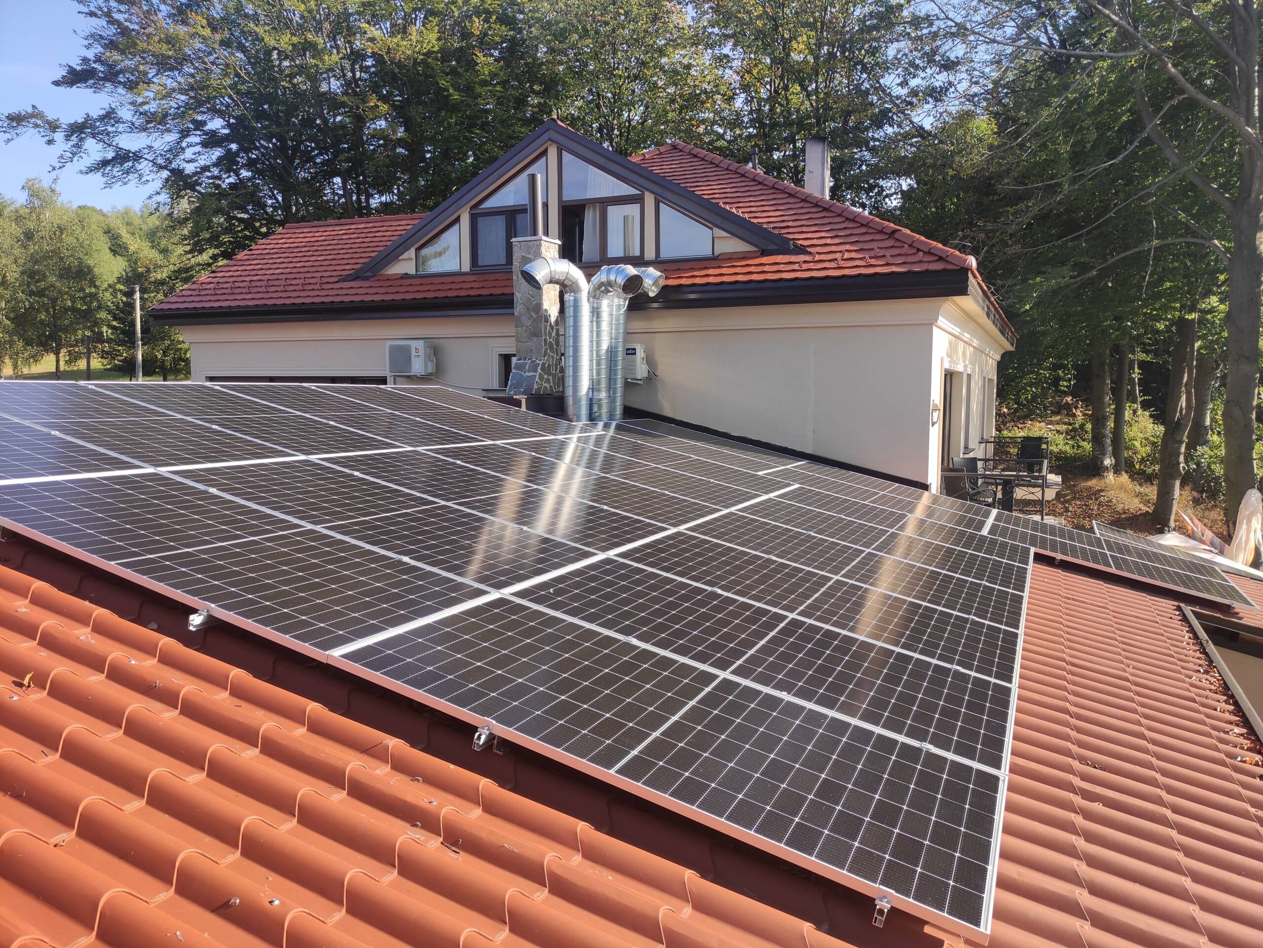 Rajački konaci, solarna elektrana 16 kW