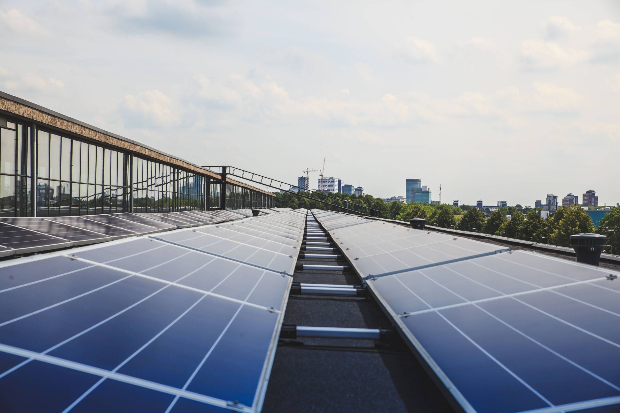 Kako solarni paneli funkcionišu kada je oblačno