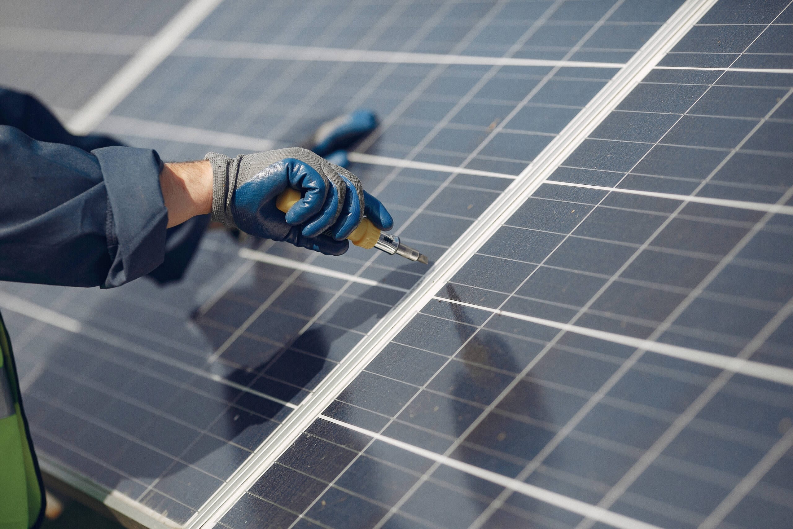 Istorija solarnih panela u Srbiji